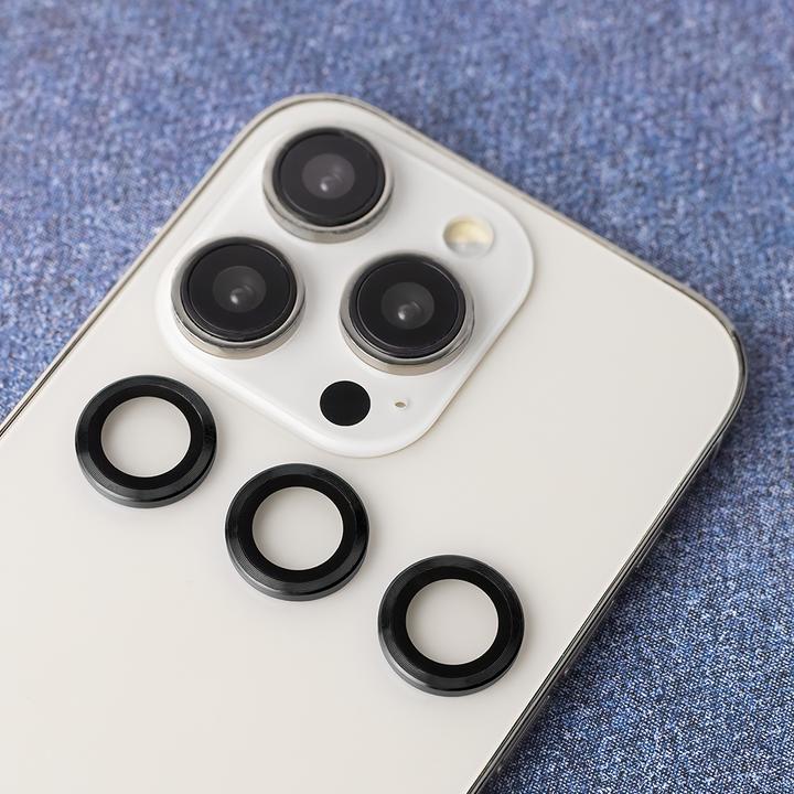 Produktbild OEM Einzelglasschutz für iPhone 16 Pro 6,3" schwarzer Rahmen (3szt)