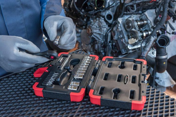 Actual product image Vigor SOCKET SPANNER SET 1/4" (12 mm, 10 mm, 11 mm, 13 mm)