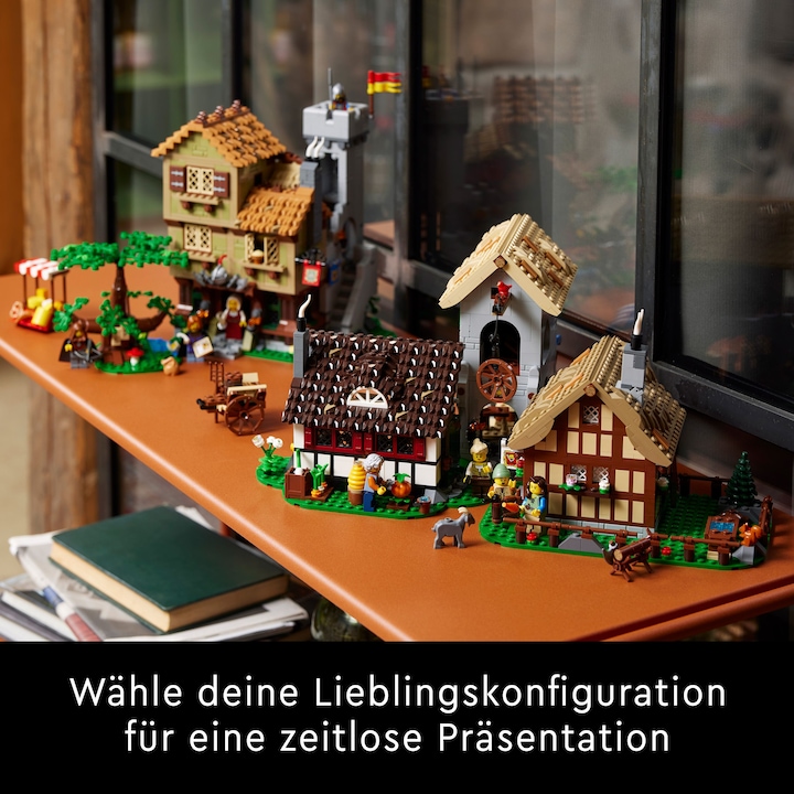 Productafbeelding LEGO Middeleeuws stadsplein (10332, LEGO Icons, LEGO Zeldzame Sets)