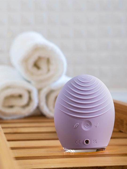 Actual product image Foreo Luna Lavender
