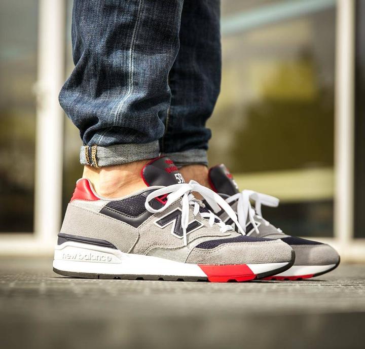 Produktbild New Balance 597 (42)