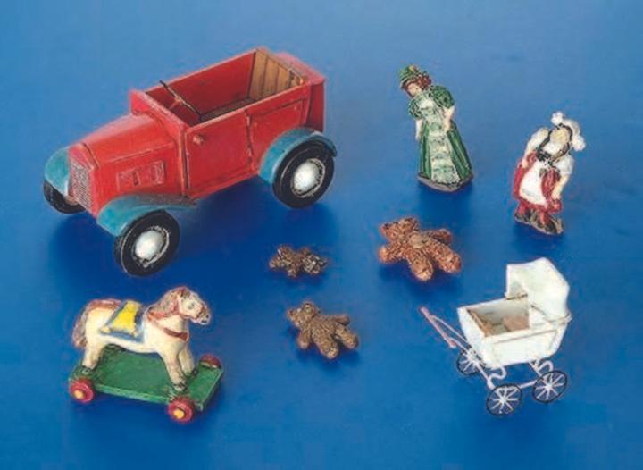 Actual product image Plus Model Toy I