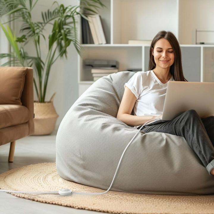 Produktbild Baseus Free2Pull Mini 100W Einziehbares USB-C-Kabel – USB-C 2 m – Weiss (2 m, 100 W)
