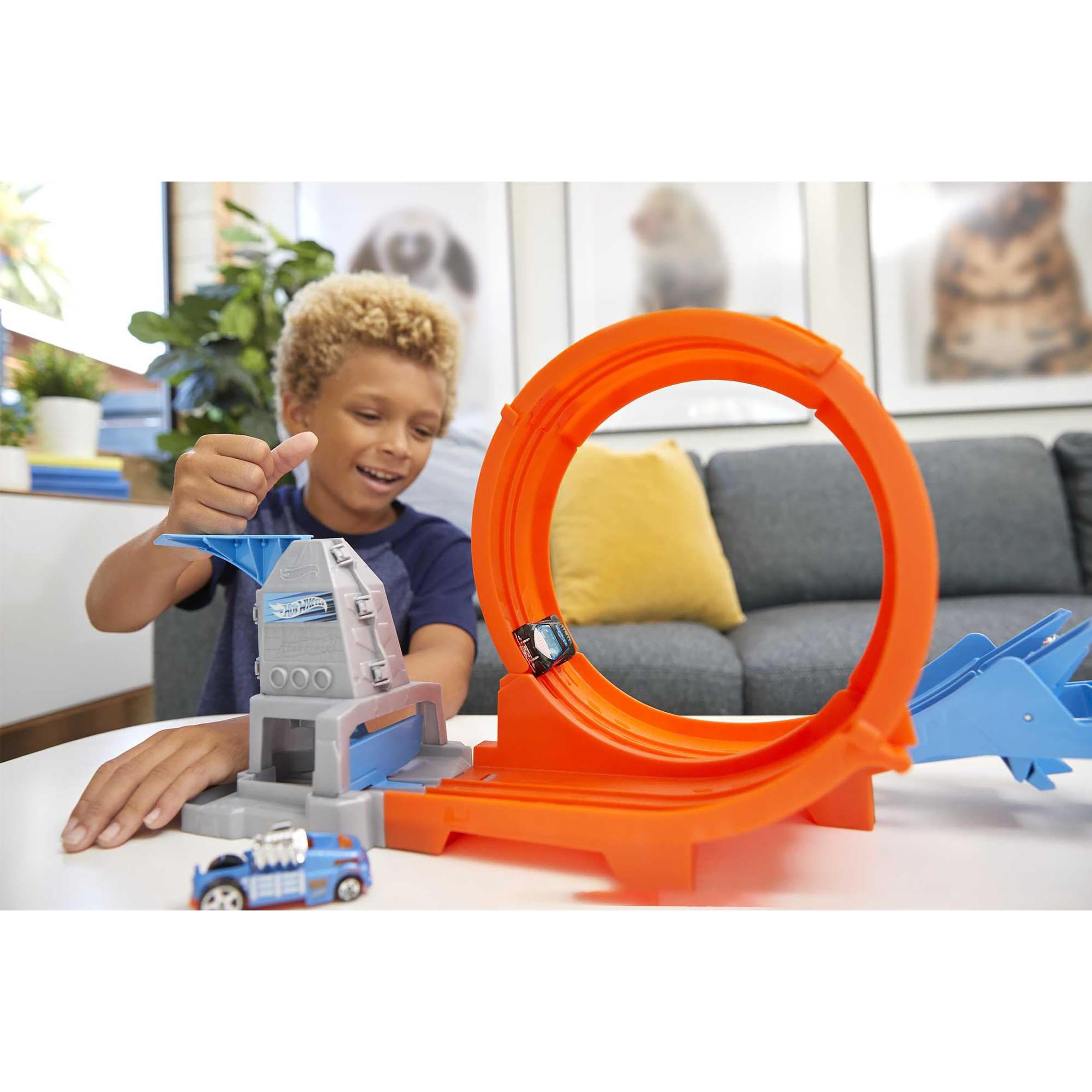 Thumbnail - Hot Wheels Champion Trackset Looping-Bahn