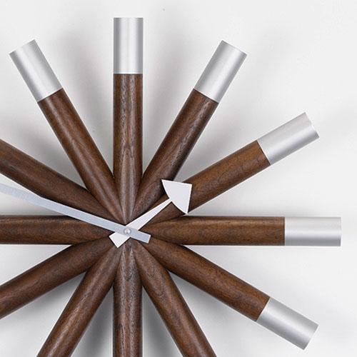 Produktbild Vitra Wheel Clock (45.50 cm)