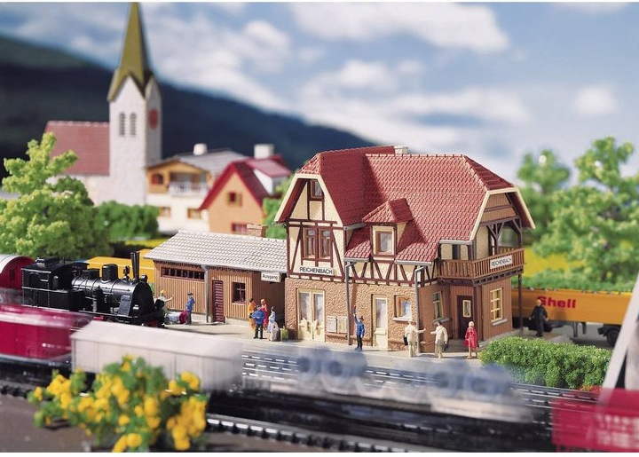 Actual product image Faller 212104 N Reichenbach station