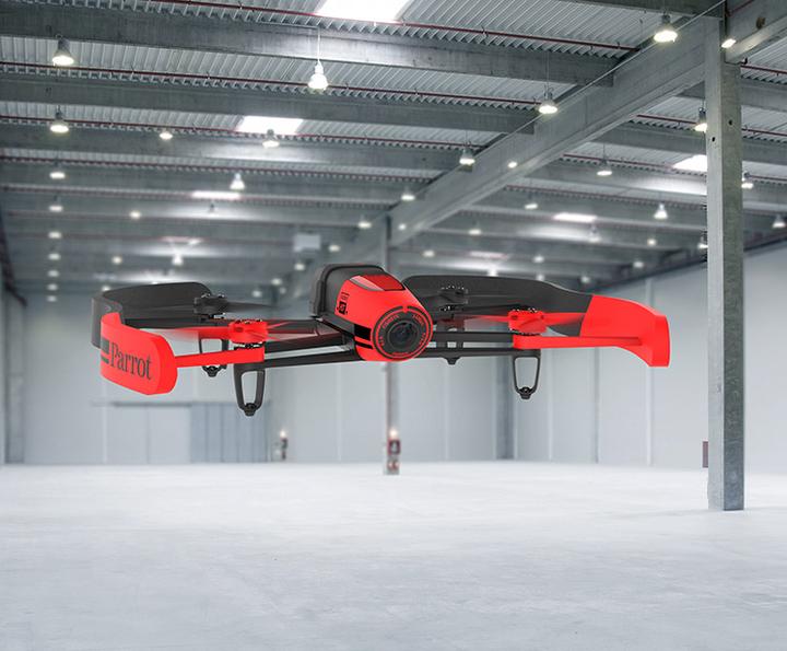 Produktbild Parrot Bebop & Skycontroller (12 min, 420 g, 14 Mpx)