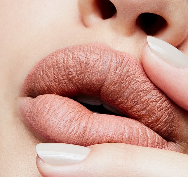 Actual product image MAC Cosmetics Matte Lipstick (Honeylove)