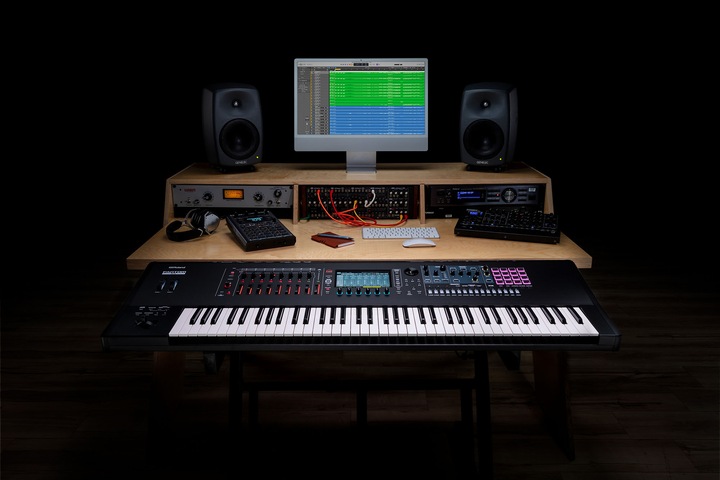 Produktbild Roland Fantom-7 EX