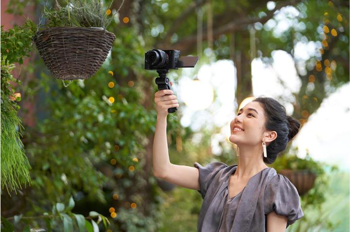 Produktbild Sony Alpha 7C (24.20 Mpx, Vollformat)