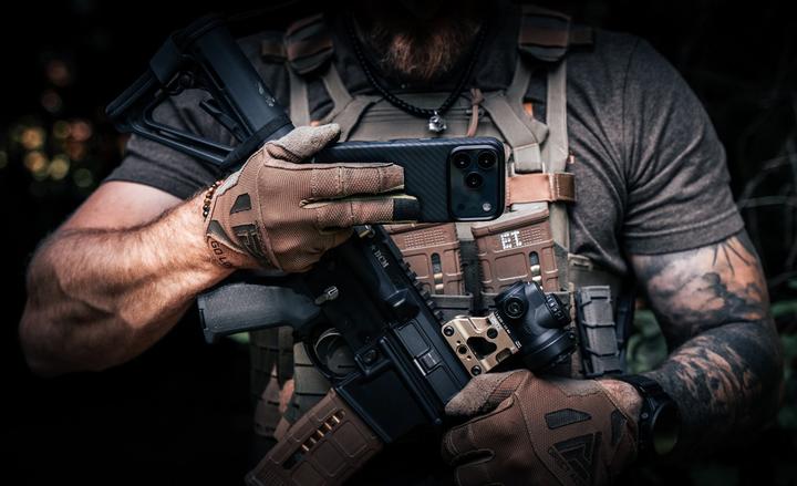 Produktbild Tactical MagForce Aramid Cover für Apple iPhone 17 Air Schwarz (Apple iPhone 17)