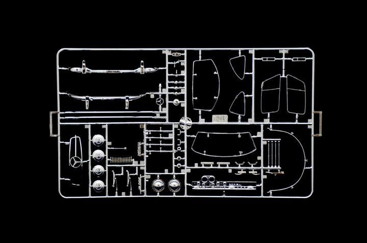 Immagine prodotto Mercedes-Benz 300 SL Gullwing in scala 1:16