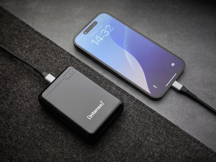 Actual product image Intenso XS 10000 (10000 mAh, 37 Wh)