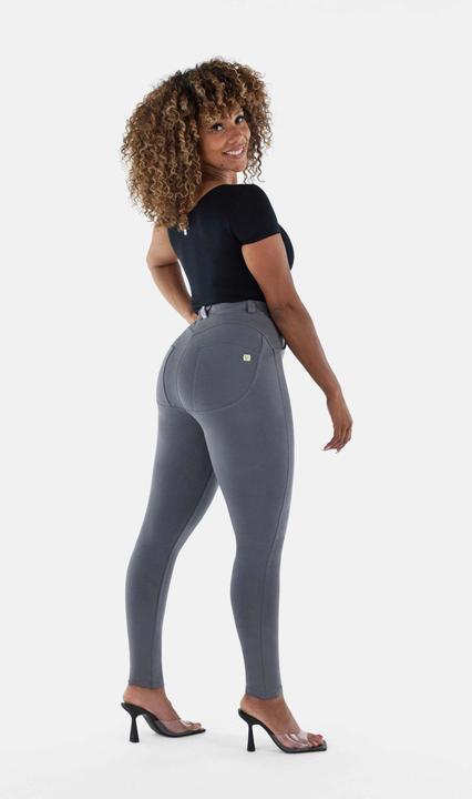 Actual product image Freddy WR.UP® Shaping Pants - Curvy WRUP1RC001NS (L)