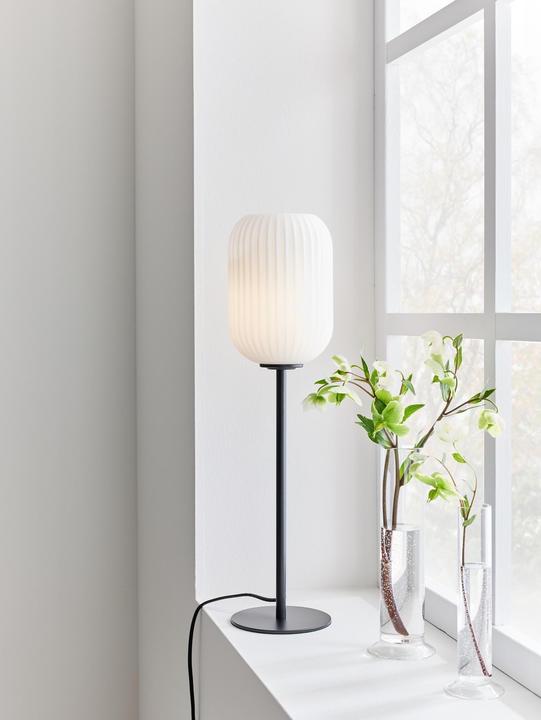 Actual product image Markslöjd Table lamp Cava, E14, max. 40W, black/white (E14)