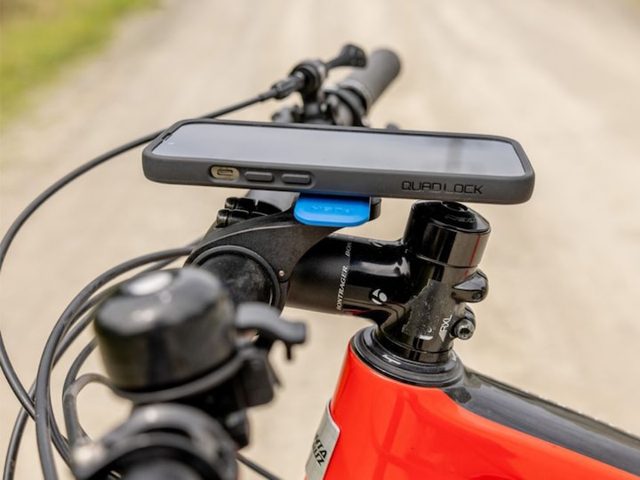 Actual product image Quad Lock Out Front Mount Pro