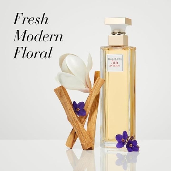 Image du produit Elizabeth Arden 5th Avenue Eau De Parfum 125ml 2-Piece Gift Set Floral Woody (Coffret de parfum)