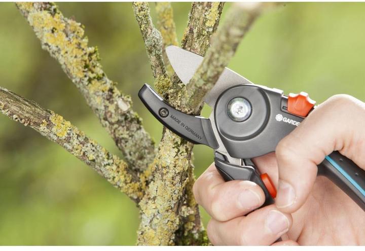 Produktbild Gardena Gartenschere A/M