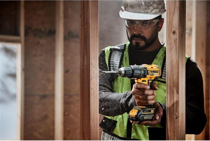 Produktbild DeWalt DCD 778 (Schlagbohrschrauber)