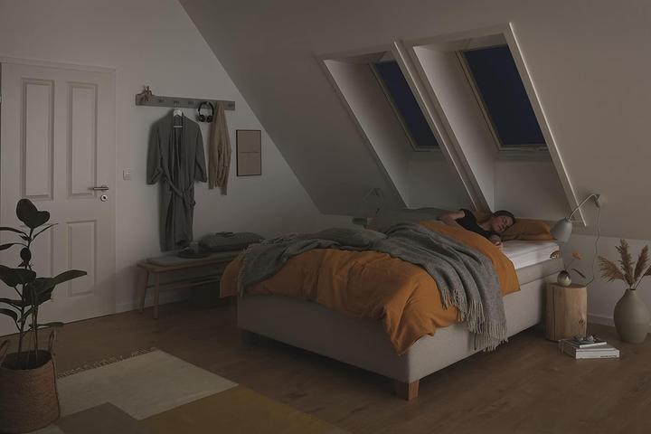 Produktbild Roto Verdunkelungsrollo für Dachfenster Designo R4/R7