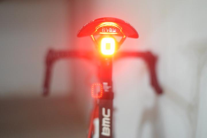 Produktbild Enfitnix Cubelite II Smart Tail Light (30 lm, 30 lm)