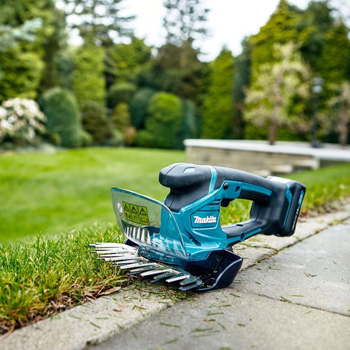 Immagine prodotto Makita UM600DZX (Batteria ricaricabile)