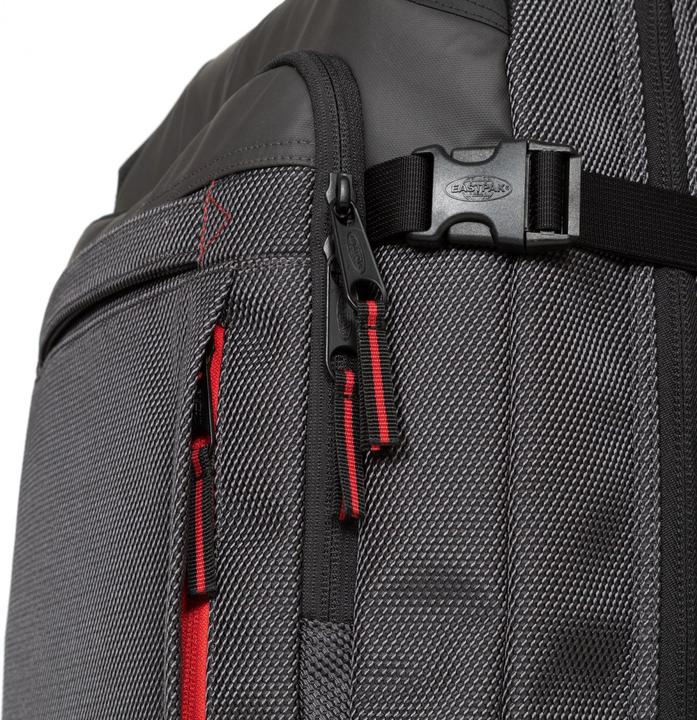 Actual product image Eastpak Tranverz Cnnct (42 l)