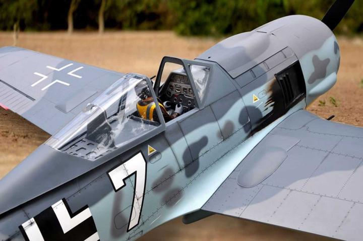 Image du produit Black Horse Focke Wulf FW-190A ARF 2 (Planeur)