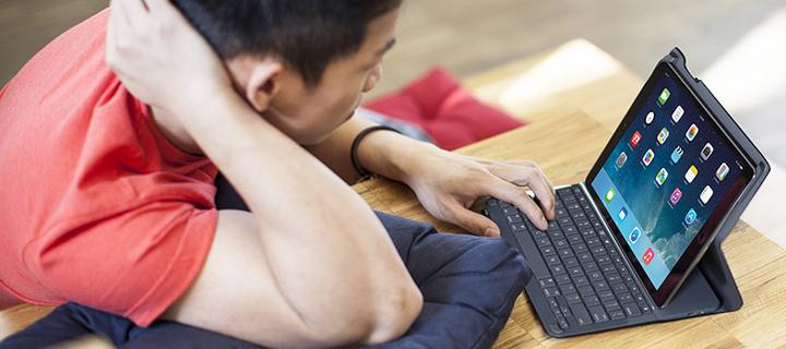 Image du produit Logitech Type+ (CH, iPad Air)
