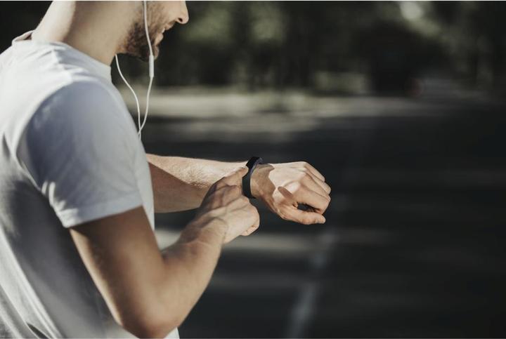 Actual product image Hama Fit Track 1900