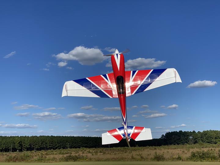 Produktbild Extremeflight-RC mxs 64" v2 plus rot/blau/weiss arf mit tragflächen-schnellverschluss