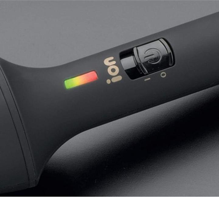 Actual product image Diva Ceramic Hot Brush with Ionic Conditioning 30mm PRO314