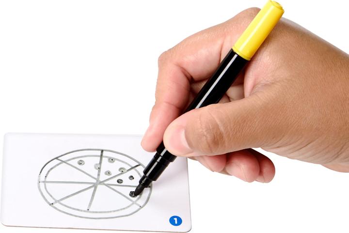 Actual product image Mattel Pictionary Sketch Squad (Italian, 2 - 6 Players)