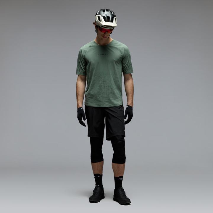 Actual product image Oakley Seeker Whip (36, L)