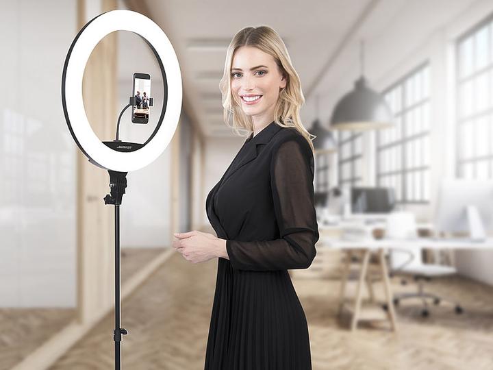 Produktbild Somikon XL-LED-Ringlicht mit Smartphone-Halter (Ringlicht)