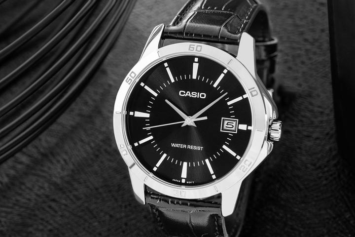 Produktbild Casio MTP-V004L-1A (Analoguhr, 30 mm)