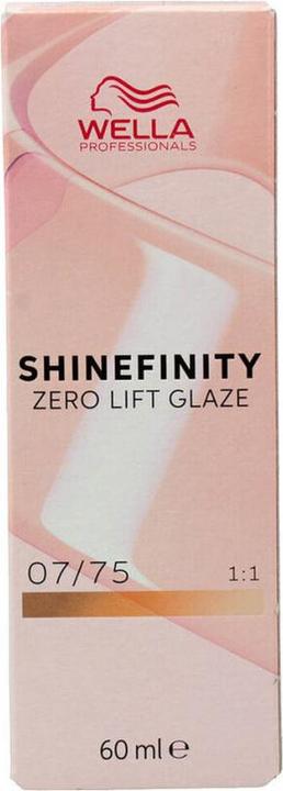 Image du produit Wella Shinefinity Raspberry Latte 07/75 Moyen Sand Blonde Mahogany Hair Color 60ml (07, 75 Sable moyen Blonde Acajou)