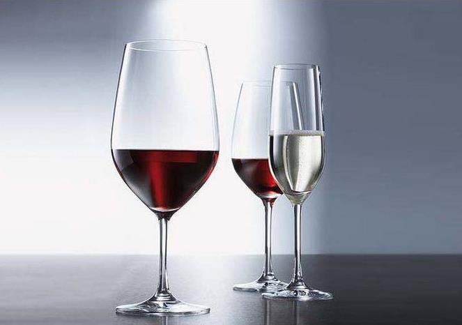 Produktbild Schott Zwiesel Vina (29 cl, 1 Gläser, Weissweingläser)