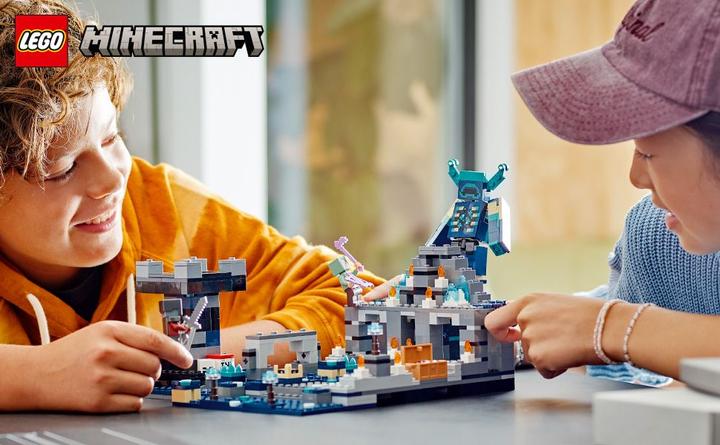 Image du produit LEGO Minecraft - Le duel dans les ténèbres (21246, LEGO Minecraft)