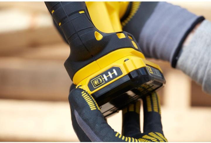 Produktbild Stanley SAW SÄGE 18V V20 2x2,0Ah SFMCS300D2K