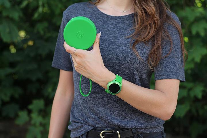 Actual product image Forever Smartwatch Colorum CW-300 xGreen