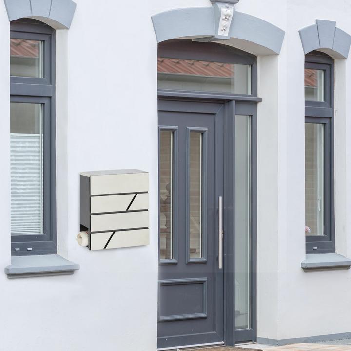 Produktbild Relaxdays Eichhörnchenfutterhaus