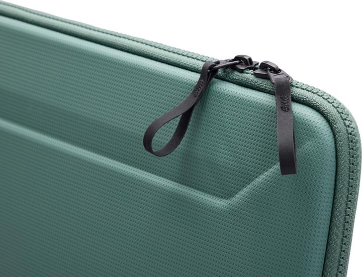 Actual product image Thule Gauntlet 5 (14", Apple)
