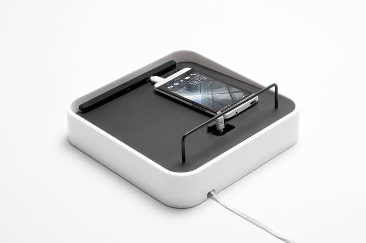 Actual product image BlueLounge Sanctuary4 (20 W)