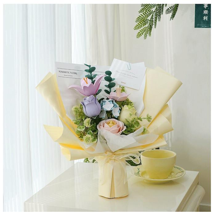 Actual product image Robotime Bausatz Spring Time Bouquet 165-teilig, Modell Art