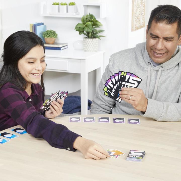 Productafbeelding Hasbro Gaming Vijf Levend Kaartspel (Duits)