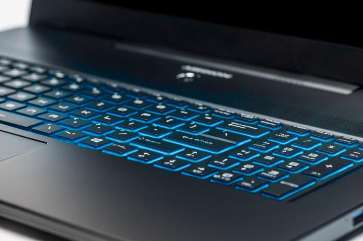 Produktbild Medion Erazer X7613 (17.30", Intel Core i7-4710HQ, 16 GB, 128 GB, CH)