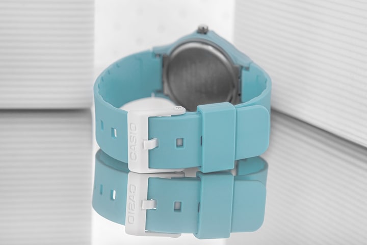 Actual product image Casio Children's watch LQ-24B-2BDF + BOX