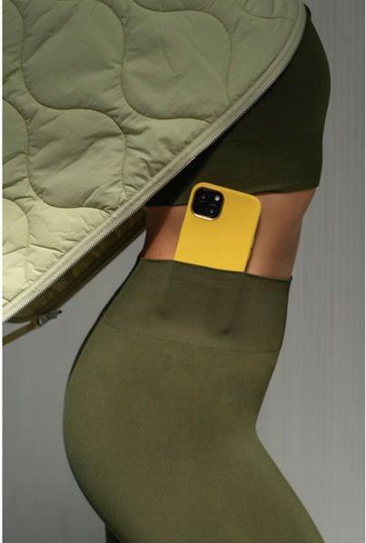 Produktbild Decoded Silicone MagSafe Backcover (Apple iPhone 13)