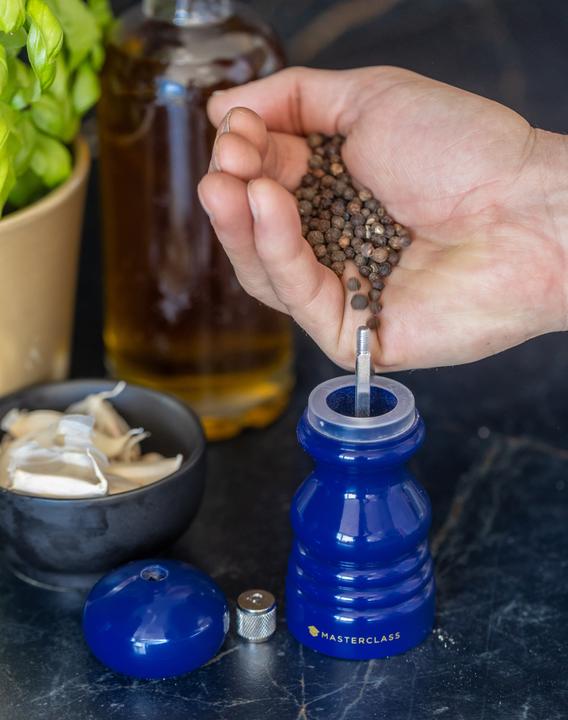 Actual product image Master Class Salt or Pepper Capstan Mill (Pepper, Salt)